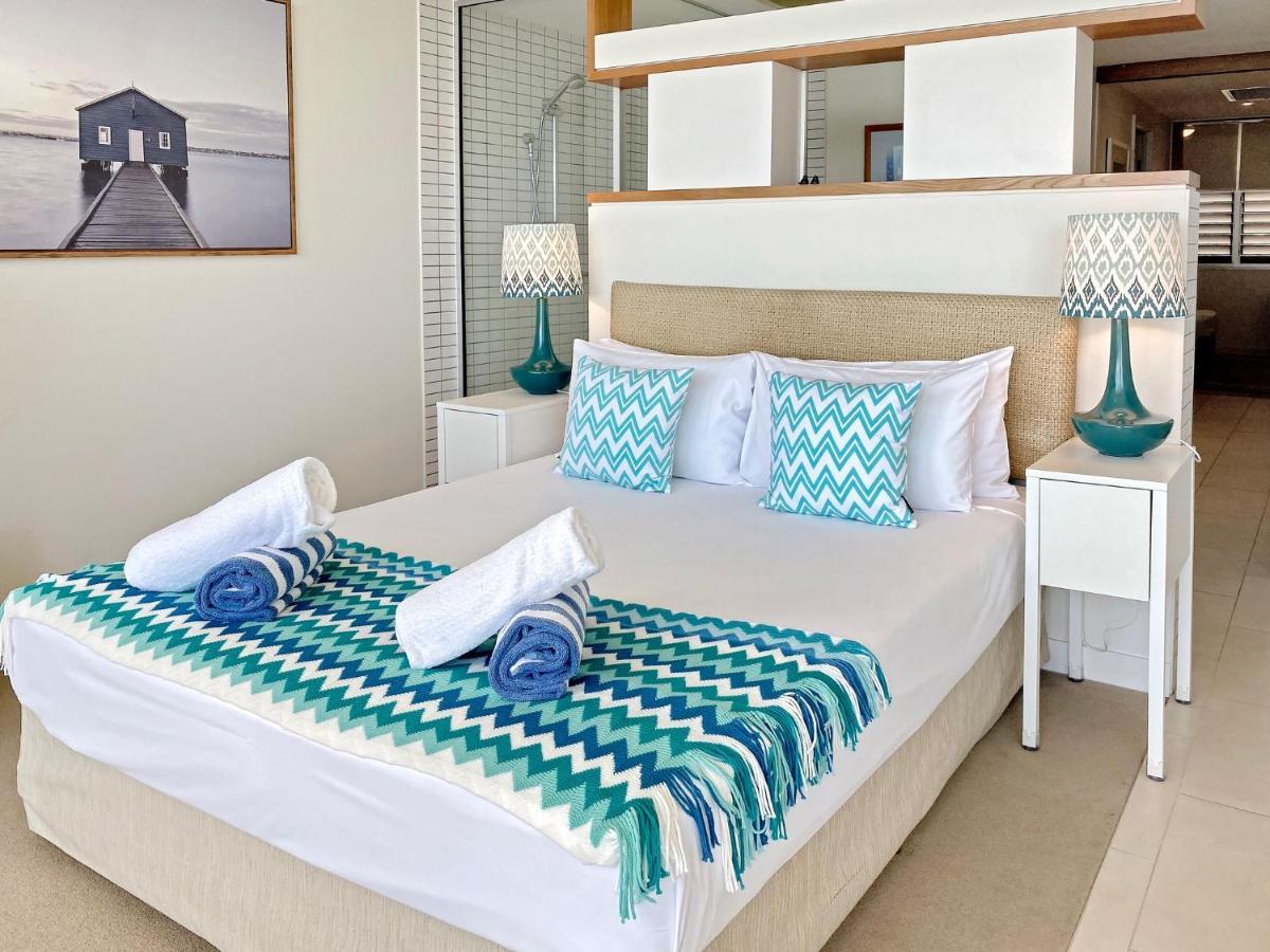 Apartment 1 Bright Point 4203